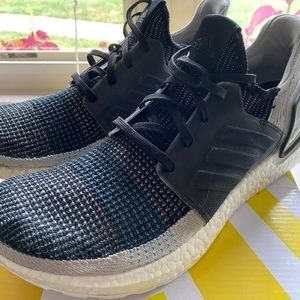 Adidas Ultraboost 19